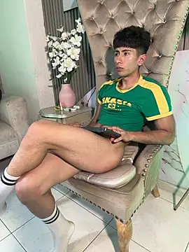 AndyJustgame_ webcam