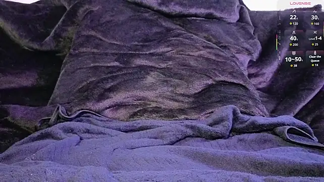 ScarlettDooll live cam on StripChat