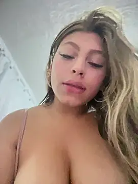 meganbom webcam