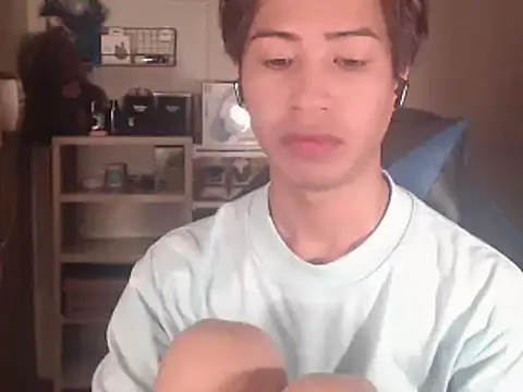 Yukino23 webcam