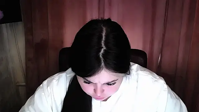 Emily_Mo webcam