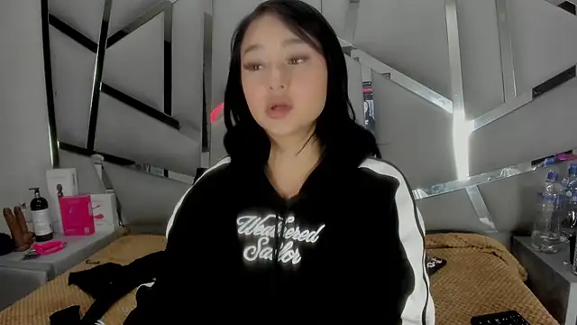 Catherinee69_x webcam