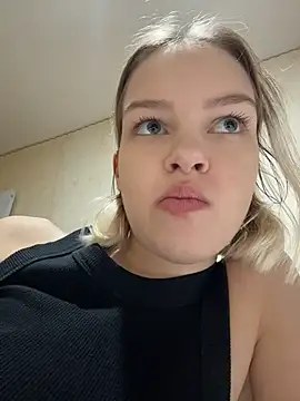 AshleyMur webcam