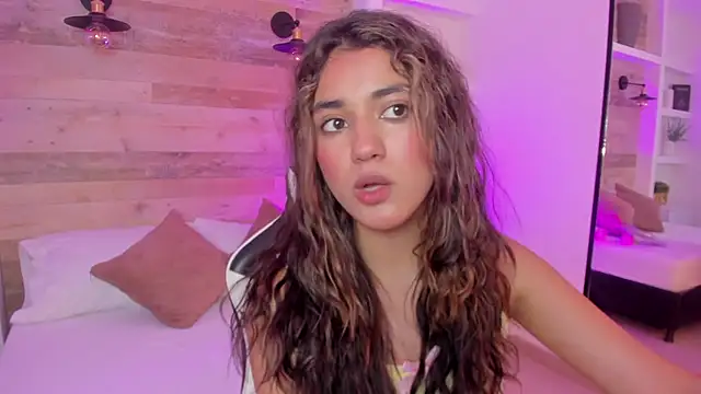 cristin_collins webcam
