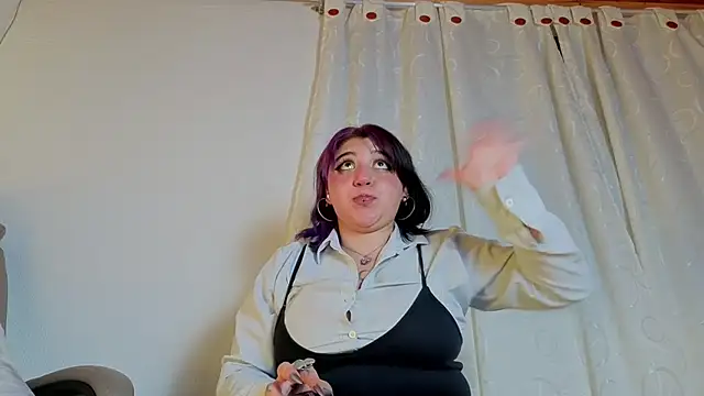 Blueberry_gothic webcam