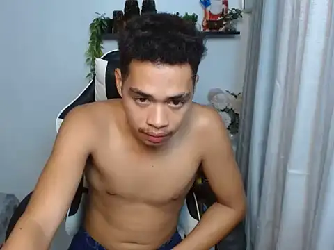 curlyasian_njxx webcam
