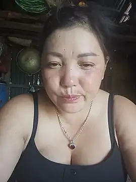 sary-hot2x webcam