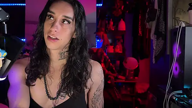 Model: xoFrankie