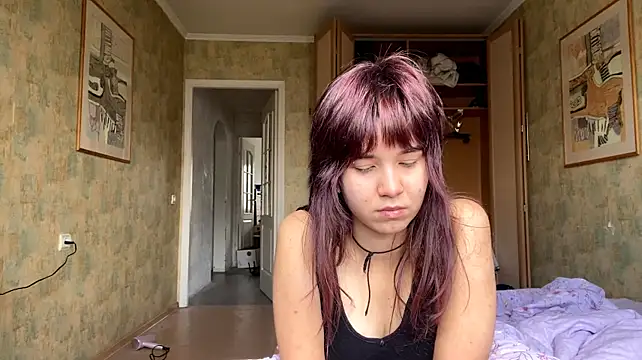 YoulaCoi live cam on StripChat