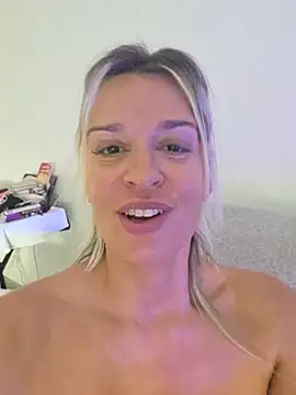 SpicyVicky webcam
