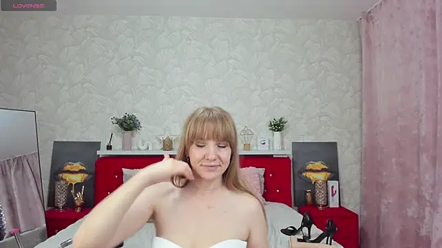 KattyPeachX webcam