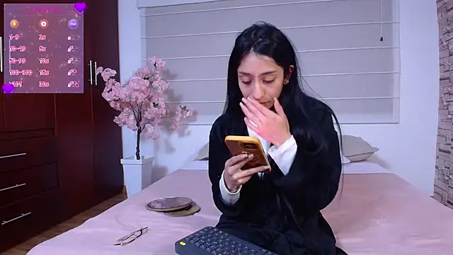 Lucyjoi webcam