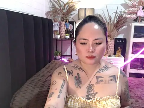 EstellaStarXxx webcam