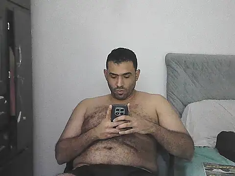 alphalatinobearx webcam