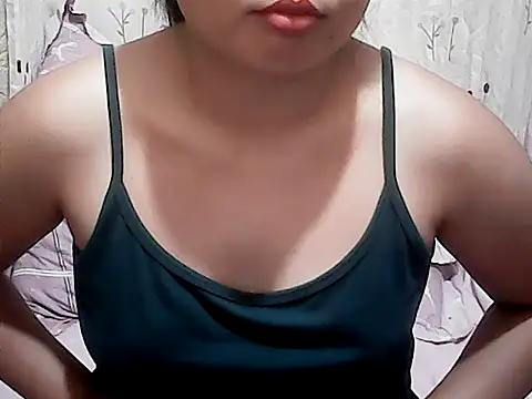 MahusaynaPiinay webcam