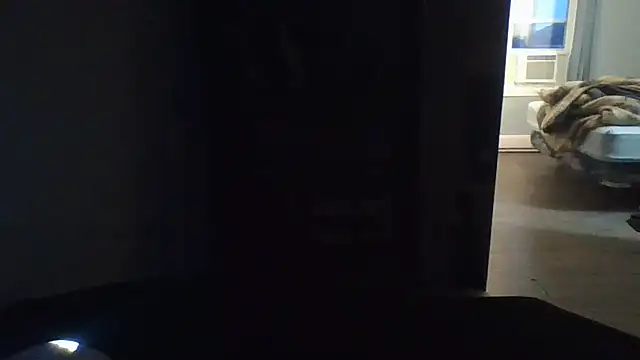 YourBoyToii webcam