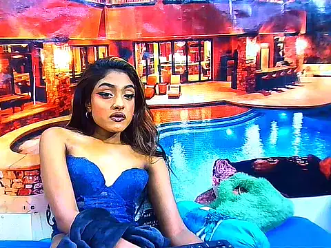 IndianPretty14u2Luv webcam