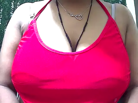 Ruhi_Hotty webcam