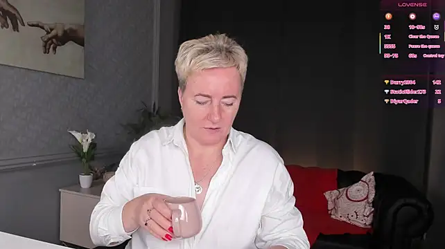 Nika_Smit webcam