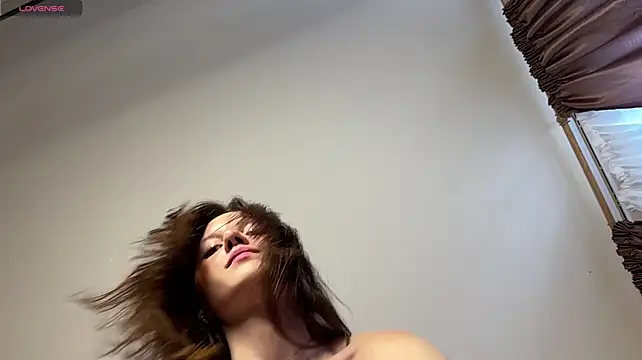 JanellHousen webcam