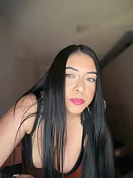 cami_ortiz__ webcam