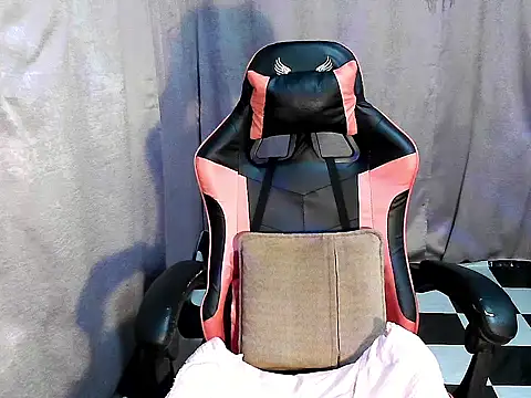 BrendaMore webcam