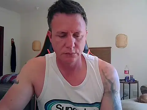 TroyDieselXXX webcam