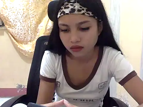 Urasianfantasy19 webcam