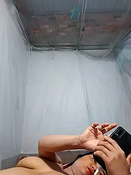 BigAss-69 webcam