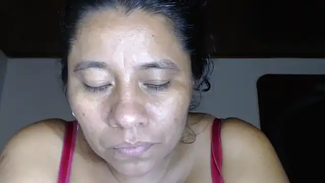 adrixxx38 live cam on StripChat