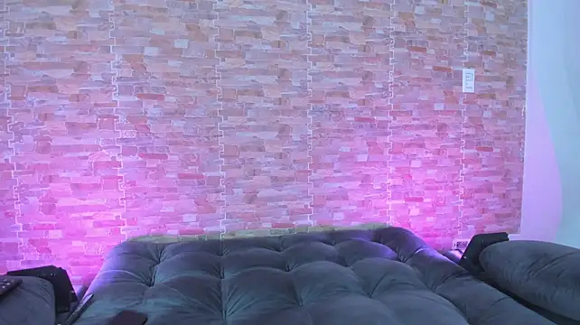 Dreams_Chloe webcam
