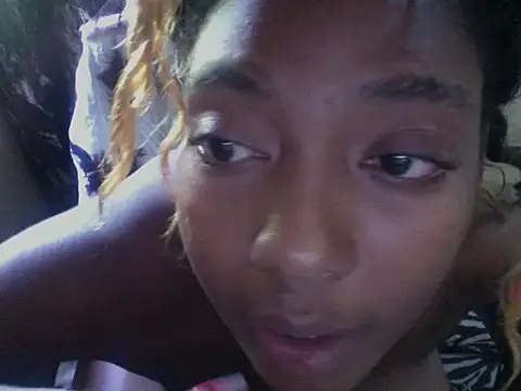 Sexxy_bre webcam