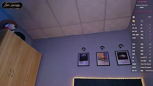 Leo_Savage_ webcam