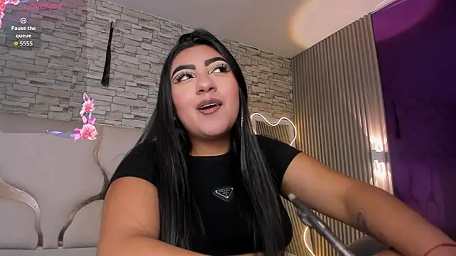 Laulin_tay webcam