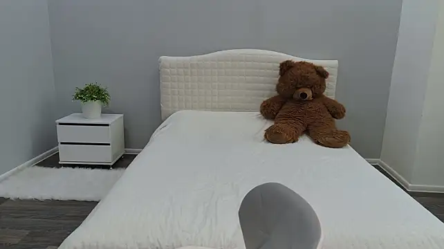 DeboraHorny webcam