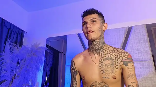 Paulo_527 live cam on StripChat