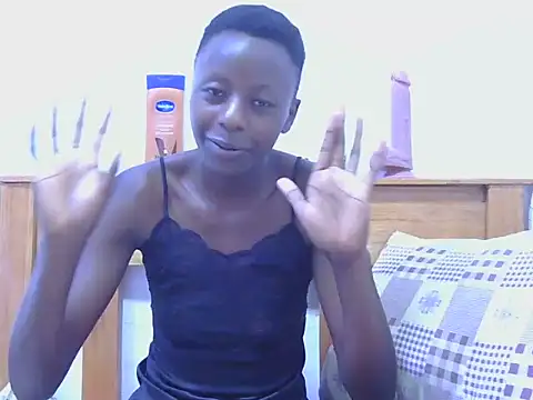 zuhura69 webcam