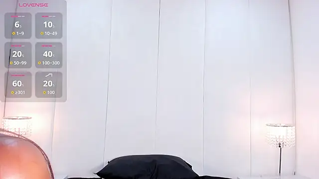 Evaa_Martinez live cam on StripChat