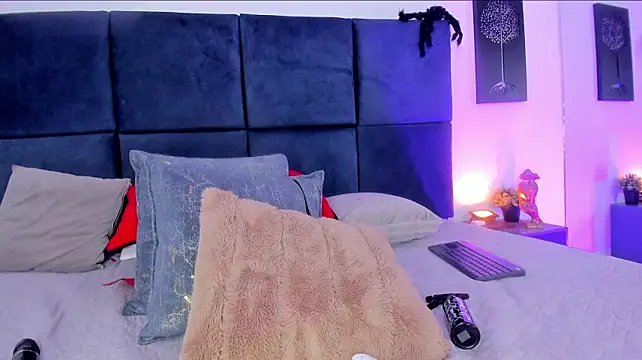 april_jones05 webcam