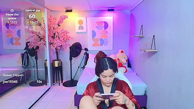 Maggy_t18 webcam
