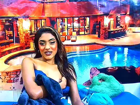IndianPretty14u2Luv webcam
