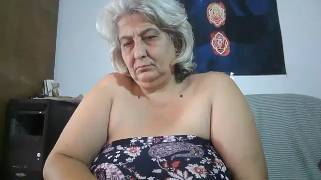 ExquisiteMature webcam