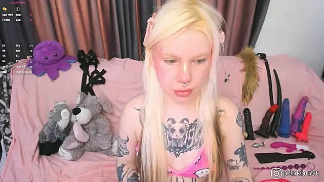 HelenGoat live cam on StripChat