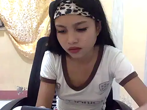 Urasianfantasy19 webcam