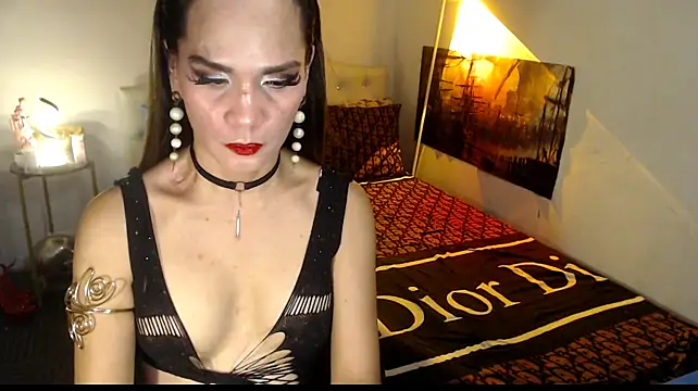 NinaDOM4CUM webcam