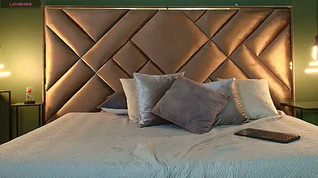 Rache_Roth webcam