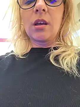 KaylinJan webcam