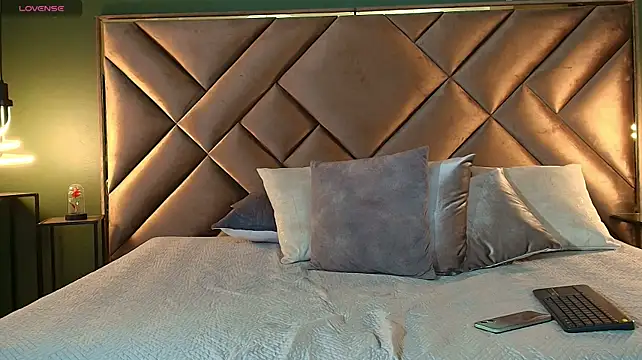 Rache_Roth webcam