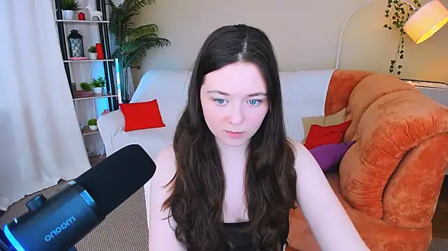 AlluringLookk live cam on StripChat