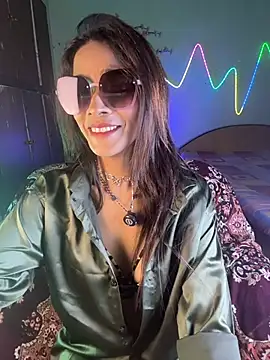 Ivy_the_goddess live cam on StripChat
